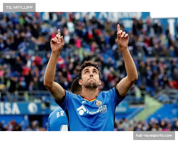 比利亚雷亚尔13轮仅失10球 防守韧性成欧冠席位争夺关键