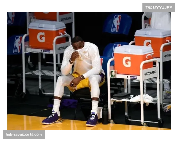 艾菲斯揭幕战战胜红星 卫冕冠军展现比赛控制力